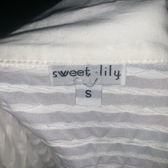 Whit Wavy Knit Semi-Sheer Button Up Blouse - Picture 6 of 6